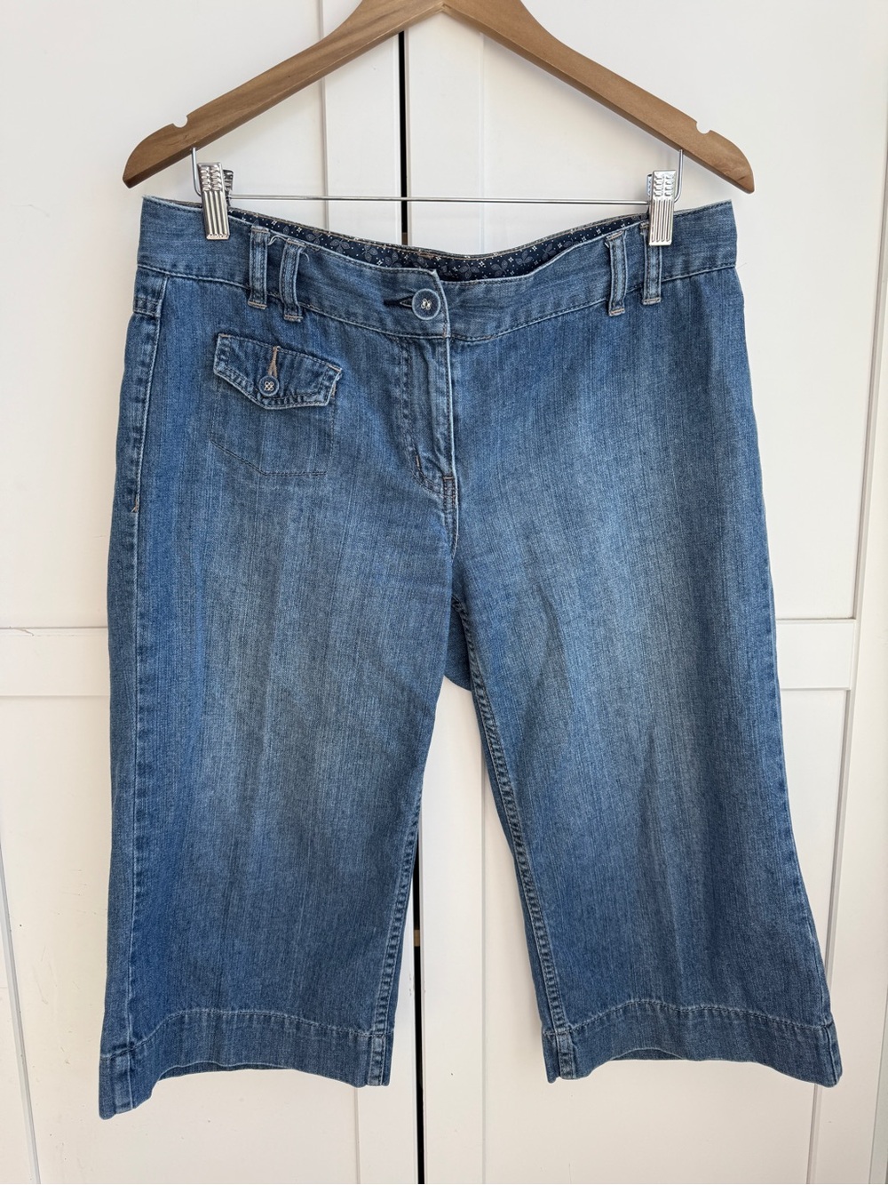 Vintage Y2K Tommy Hilfiger Size 29 Denim Capri Pants Coastal Grandma Jorts